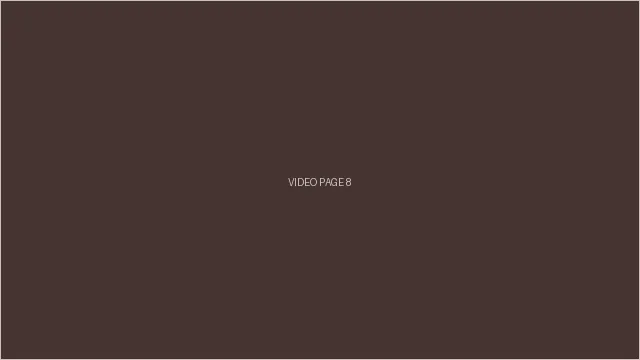 后期剪辑师在监视器前精心处理一段 尤物 视频素材